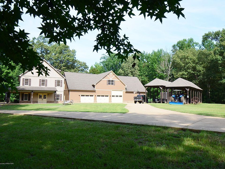 1st image of 4199 Carolyn Dr