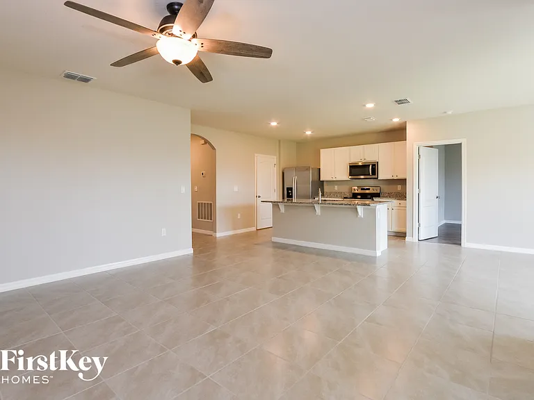 353 American Holly Ave — Photo 2