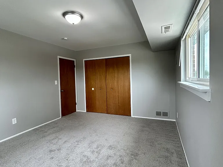 1778 Oak St — Photo 9