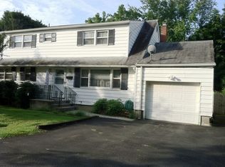 11 W Maple Ave, Succasunna, NJ 07876