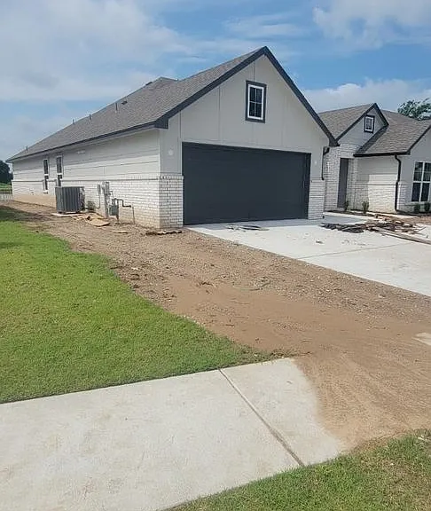 3905 W Laredo St — Photo 6