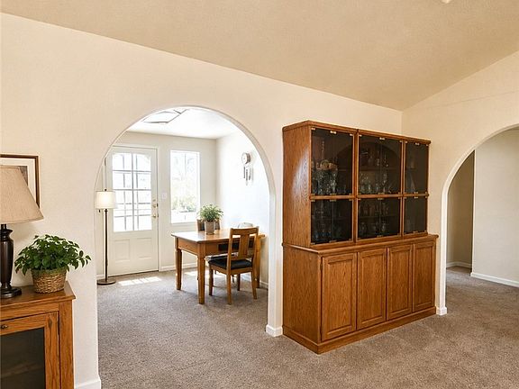 4th image of 4620 Allen Ln