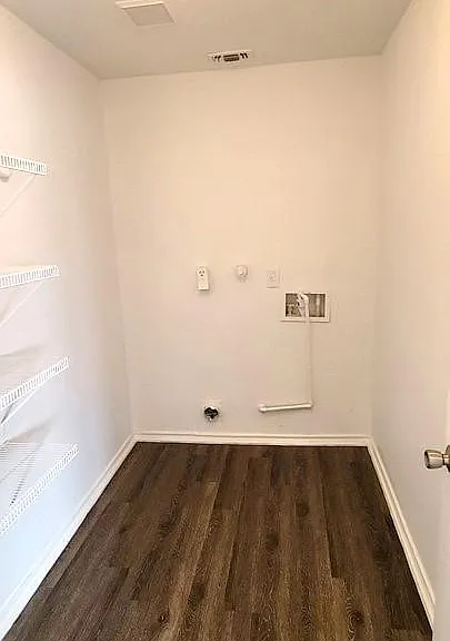8506 Adams Hill Dr — Photo 29