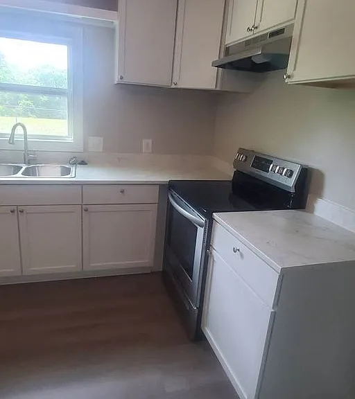 303 Martin Luther King Jr Dr — Photo 6