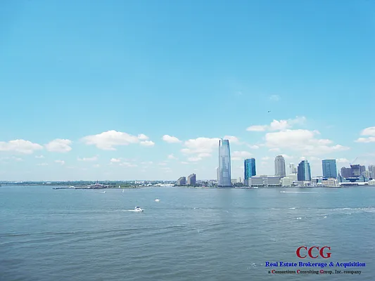 Rented by CCG Real Estate Brokerage | media 10