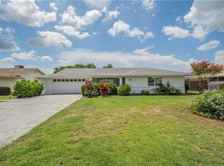 1616 N Pebble Beach Blvd, Sun City Center, FL 33573