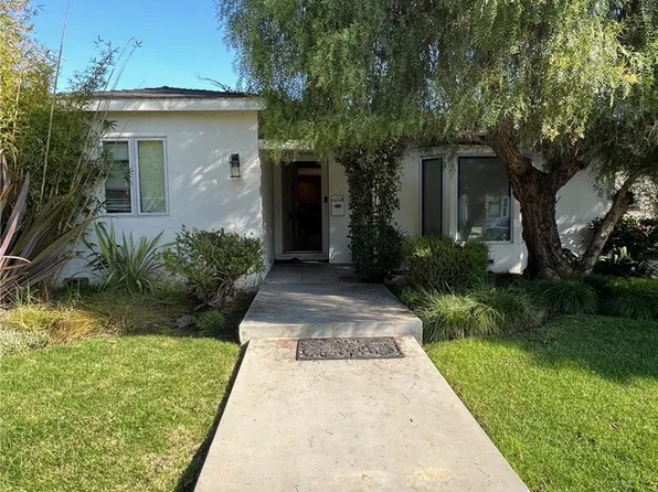 8454 Naylor Ave, Los Angeles, CA 90045