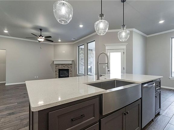 5th image of 8325 Lambert Way