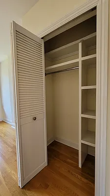 Rented by Bond New York | media 4