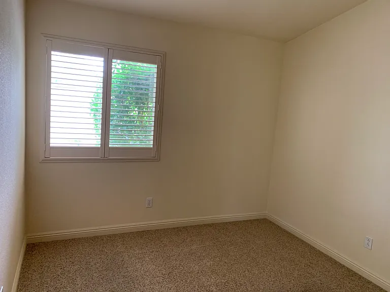 686 Agostini Cir — Photo 9
