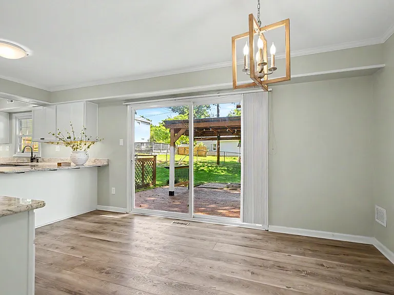 12636 Heming Ln — Photo 11