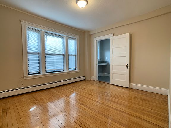5th image of 11 Upland Rd #9-5