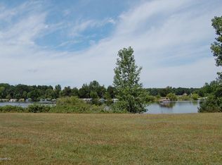 10090 E Royal Rd, Stanwood, MI 49346