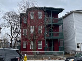 18 Elizabeth St APT 3, Worcester, MA 01605