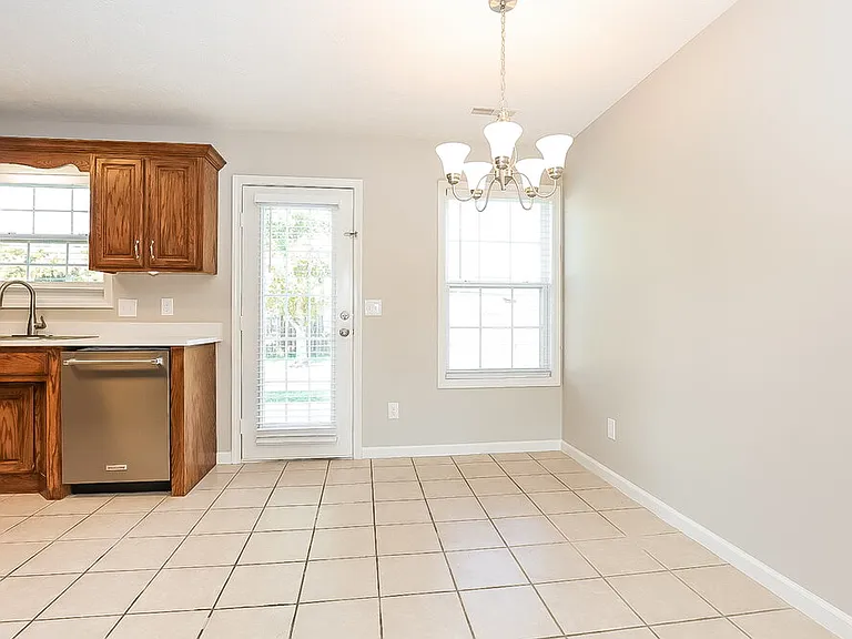 9109 Eddystone Ct — Photo 4