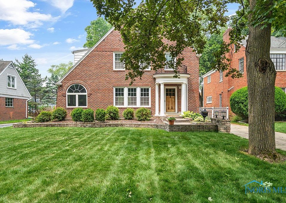 2447 Middlesex Dr, Toledo, OH 43606 | Zillow