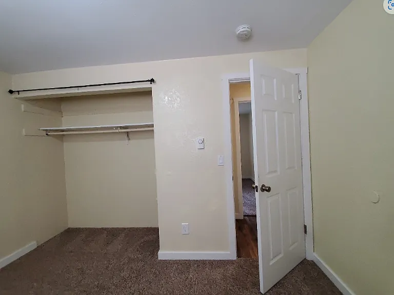2701 Saint Clair St — Photo 16