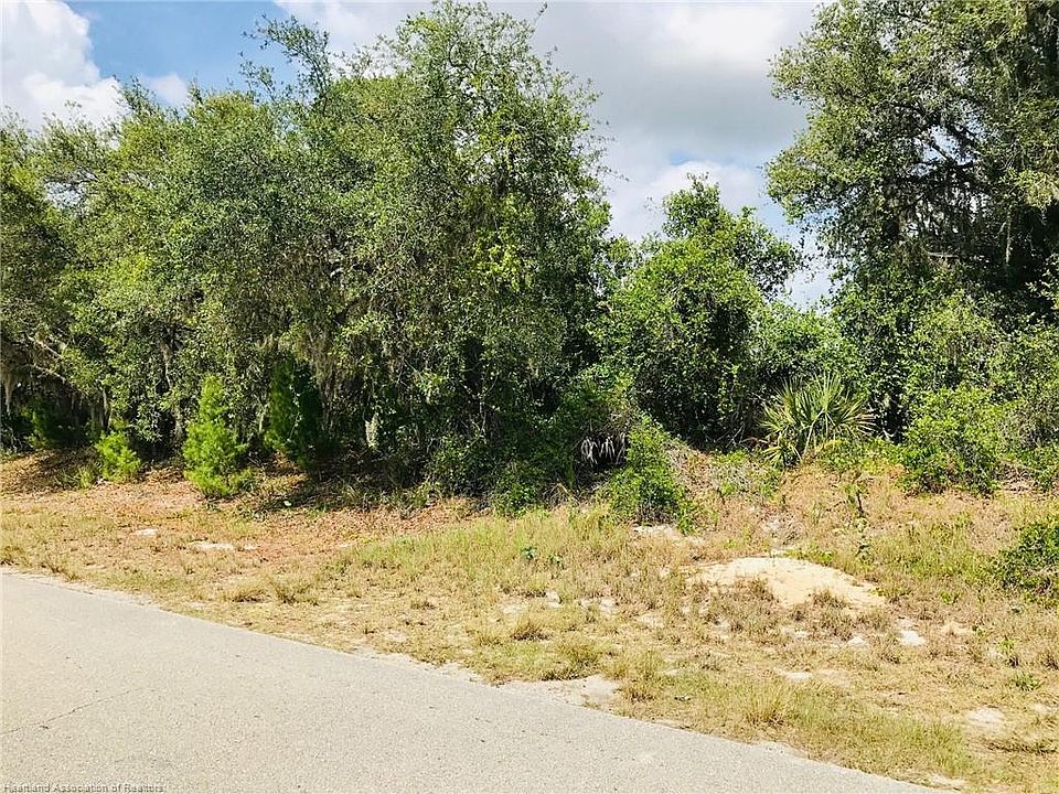 2nd image of 2176 N Archer Rd