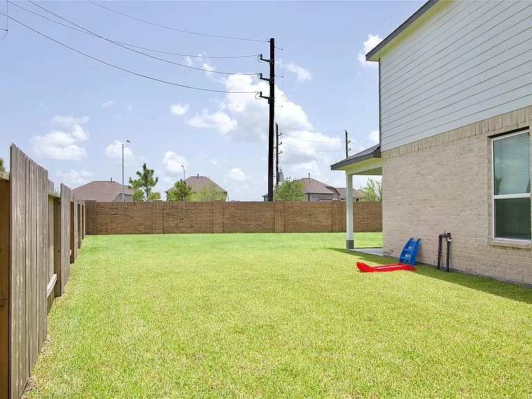 3207 Tilley Dr — Photo 39