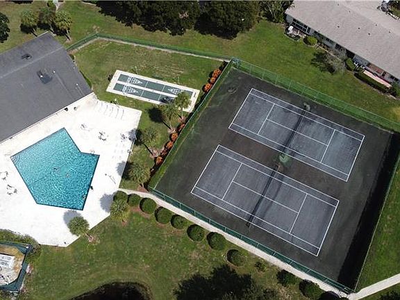 5th image of 2805 Casita Way APT 210