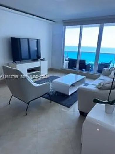 1 bed, 850 sqft, $11,000 — Photo 4