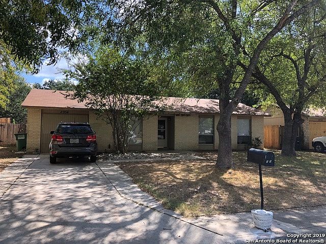 1st image of 5954 Cliff Valley Dr