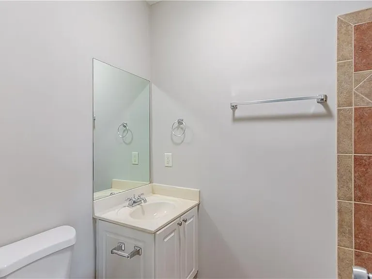 11007 Lorin Way — Photo 37