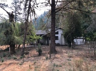 11316 Little River Rd, Glide, OR 97443