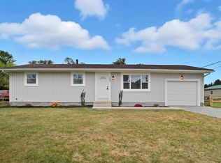 6699 Hall Rd, Prairie, OH 43119