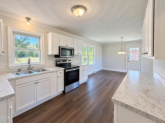 4th image of 5244 Lindsey Rd