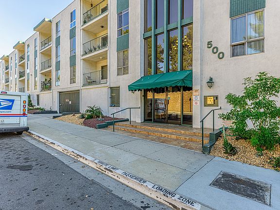 3rd image of 500 Jackson Pl Unit 112