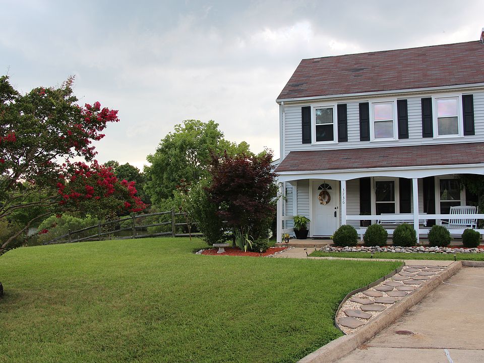 Beautiful curb appeal