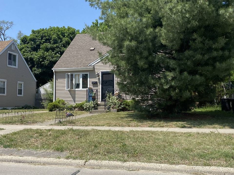2nd image of 1616 W Marshall St