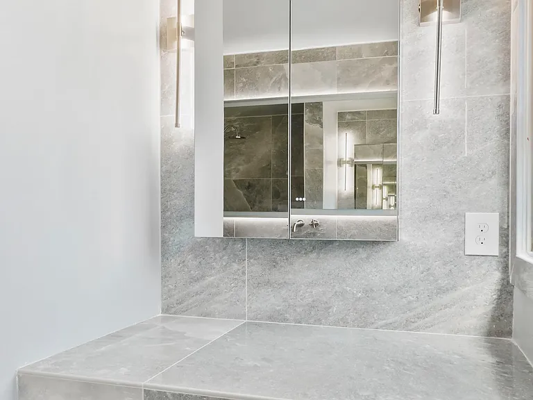 4766 Terrace Dr — Photo 14