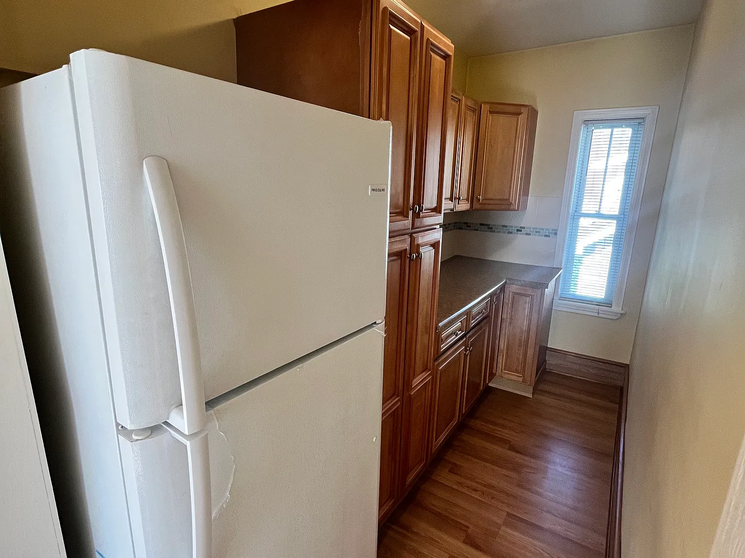 3 bed, $2,400 — Photo 4