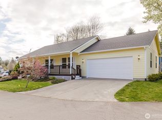 330 Flower Meadows Street, Pt Orchard, WA
