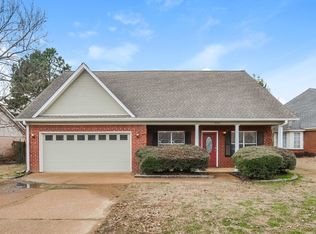 6723 Crystal Dr, Olive Branch, MS 38654