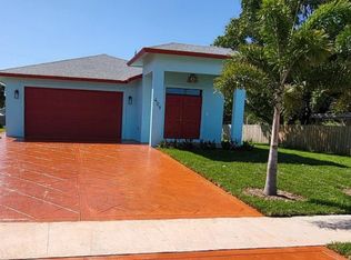 409 Broward Ave, Greenacres, FL 33463