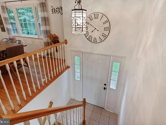 3rd image of 1757 Thistle Ct