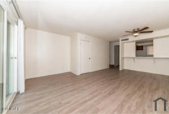2 bed, 980 sqft, $1,975 — Photo 3