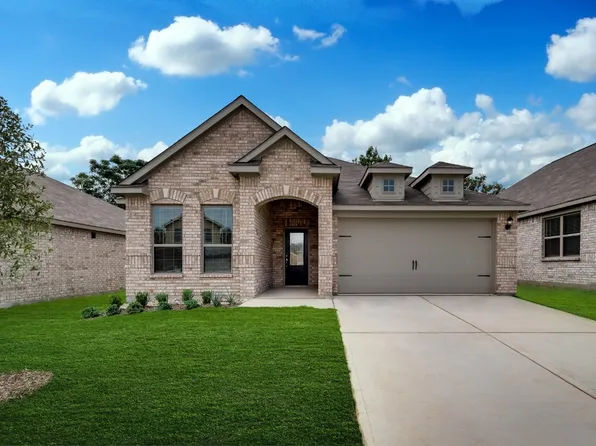 313 Lone Wolf Trl, Fort Worth, TX 76120
