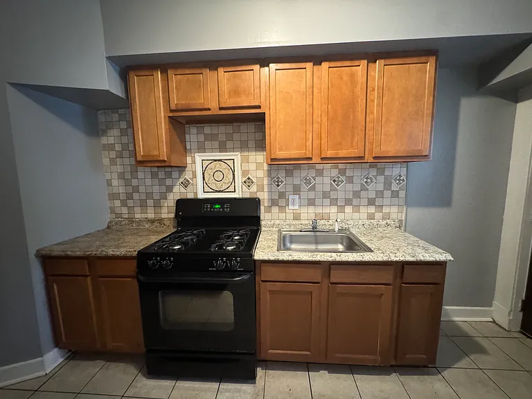 3125 Cliftmont Ave — Photo 24