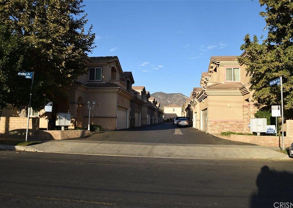 1st image of 14664 Forest Edge Dr