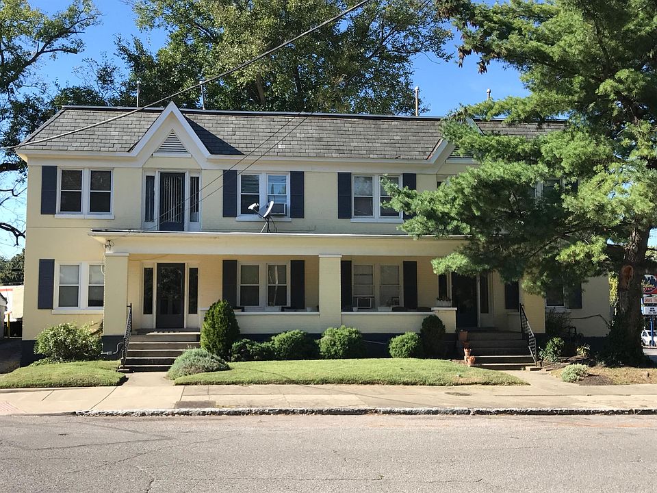 Front of building. Apartment is on the first floor to the right of the front door as you are facing the building.