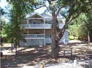 20135 Pleasantview Dr, Groveland, CA 95321