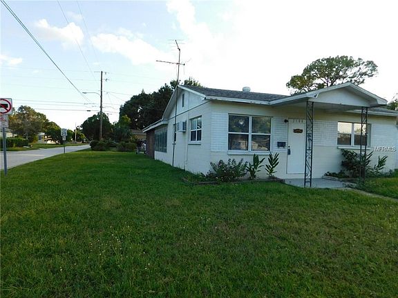 4th image of 2400 38th Ave N