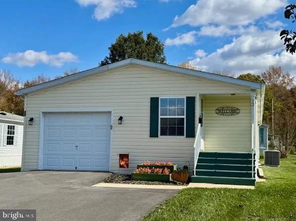 12 Tern Ct, Elkton, MD 21921