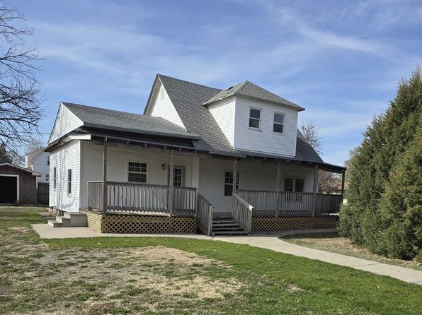 109 W Carrigan St, Palisade, NE 69040