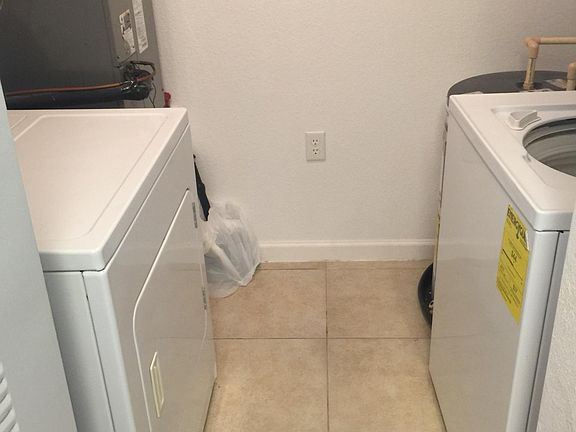 5th image of 281 SW Palm Dr APT 304
