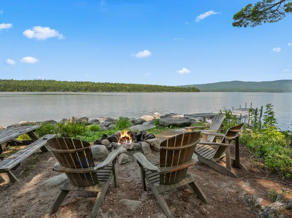 577 Shelton Trail, Rangeley Plt, ME 04970